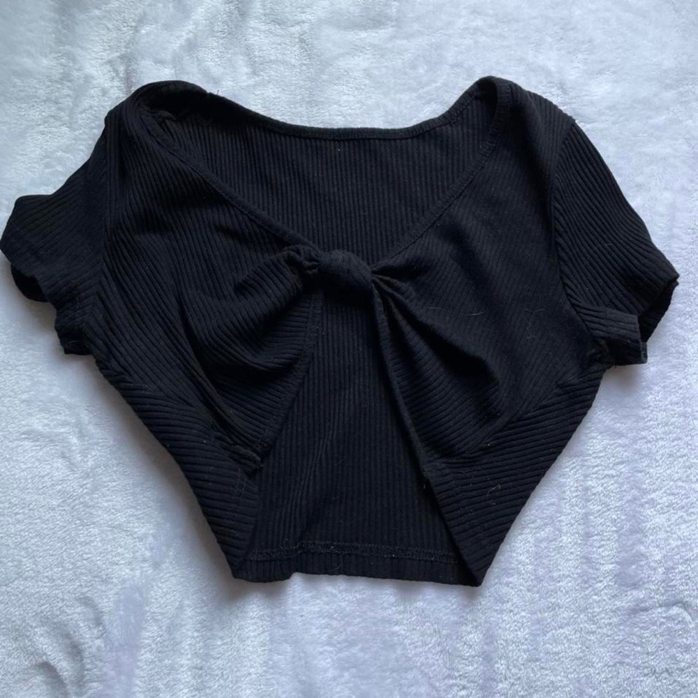 Black crop top